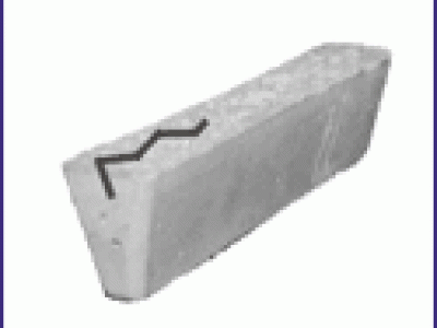 LISTWA TRAPEZOWA- Dystans betonowy z klamrą stalową